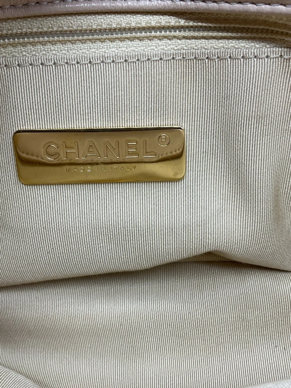 CHANEL BEIGE 2020 QUILTED LAMBSKIN LEATHER MEDIUM CHANEL 19 FLAP SHOULDER BAG WI